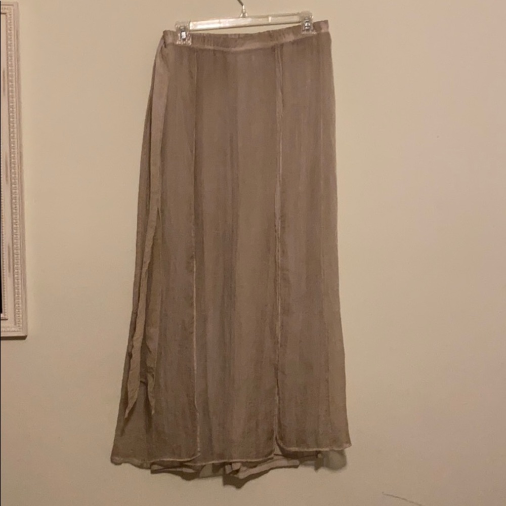 Pants but looks like a skirt